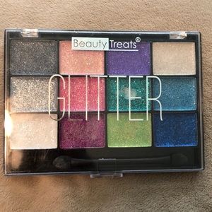 ✨Beauty Treats Sparkle Glitter Palette ✨
